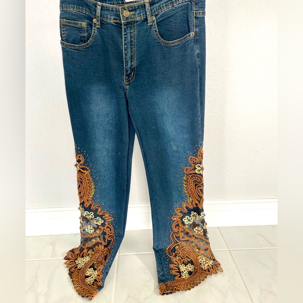Vintage SASSY THAI embellished jean Stretchy denim and like new. Fabulous!